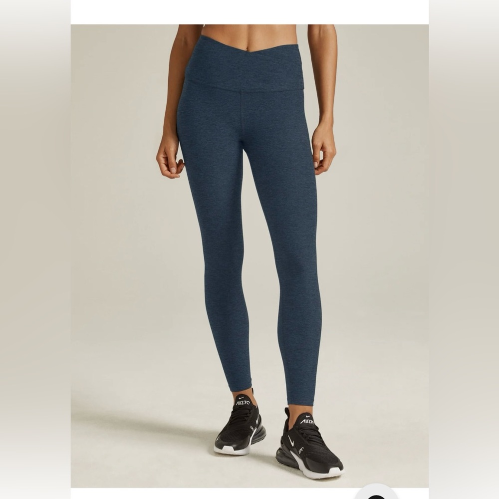 Beyond Yoga At Your Leisure High Wasted Midi Legging